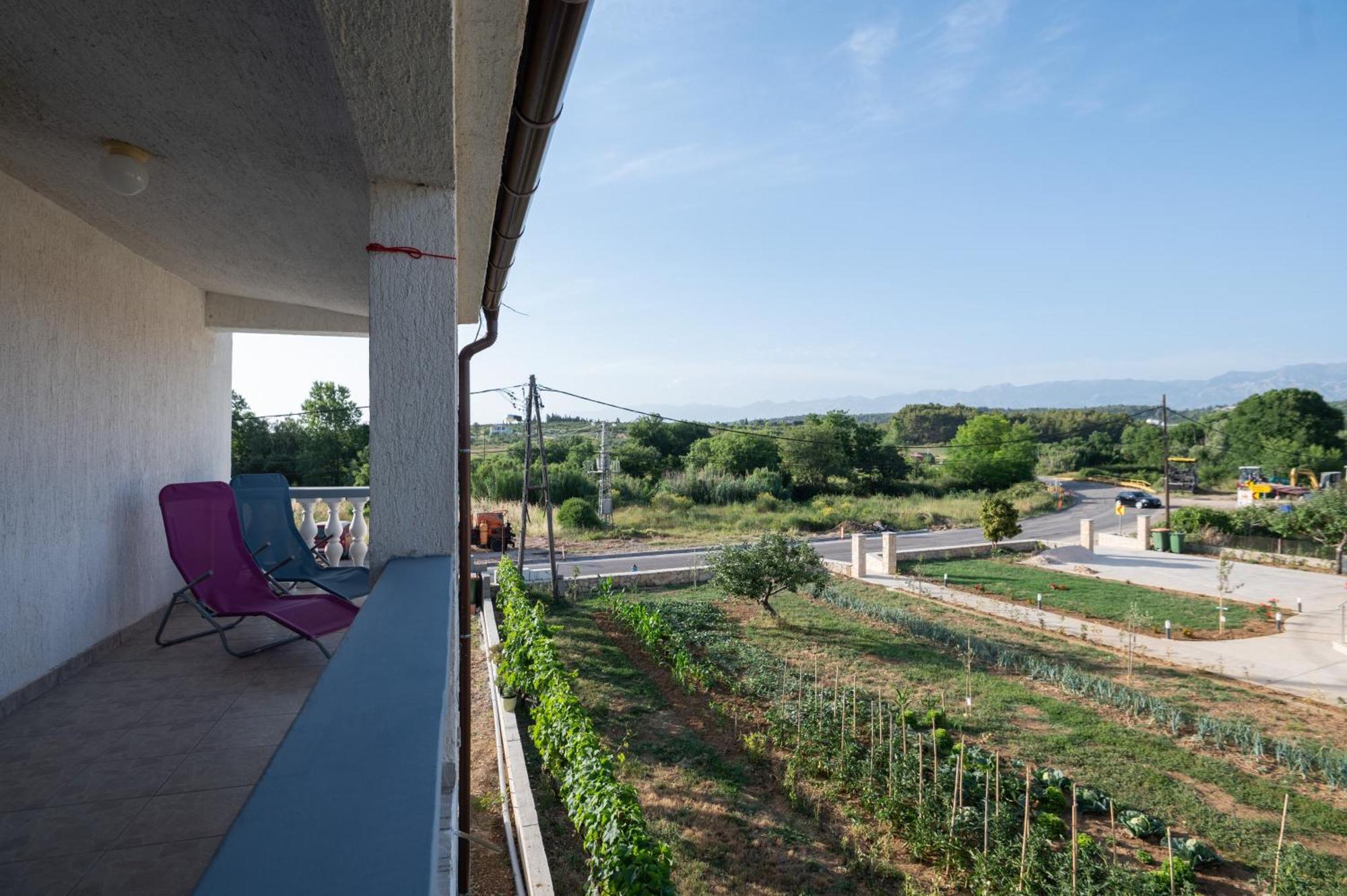 Marina'S Apartments Ražanac Cameră foto